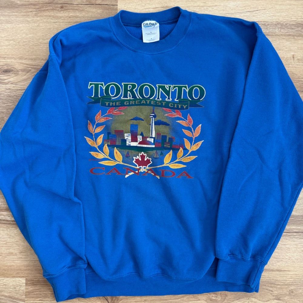Vintage Gildan Toronto “The Greatest City” Canada Blue Sweatshirt